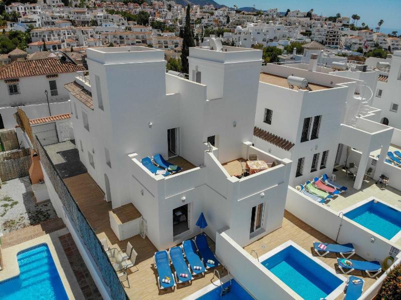 Nerja Paradise Rentals - Villa Topaz - image 8
