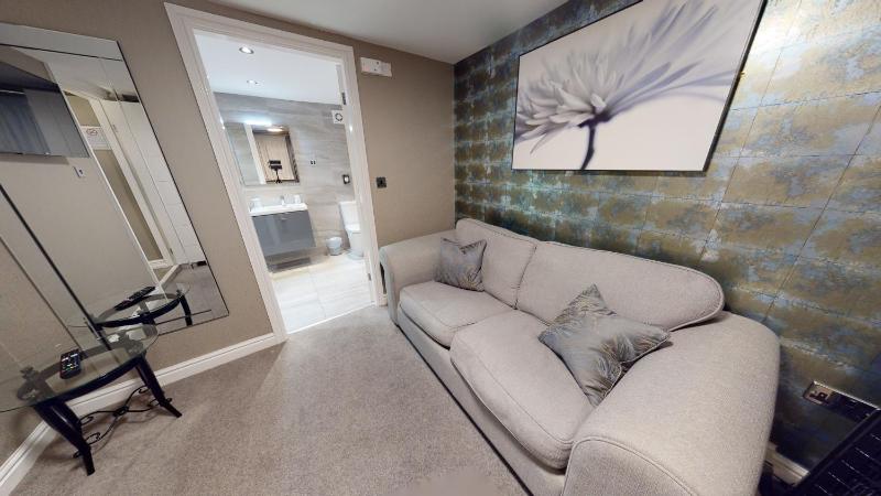 Junior Suite image 3