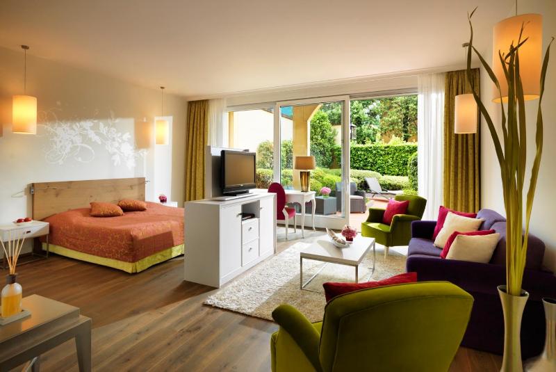 Junior Suite South image 1