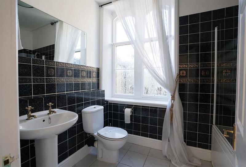 Superior Double Room image 4