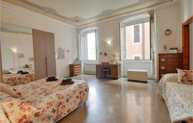 3 Bedroom Nice Apartment In Rapallo - image 5