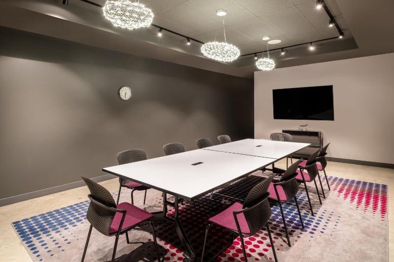 Aloft by Marriott Austin South - image 24