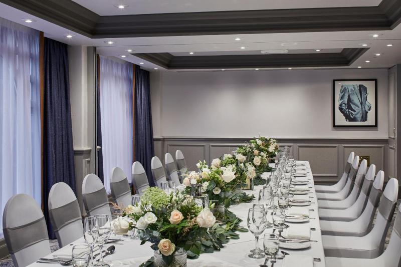 Leeds Marriott Hotel - image 40