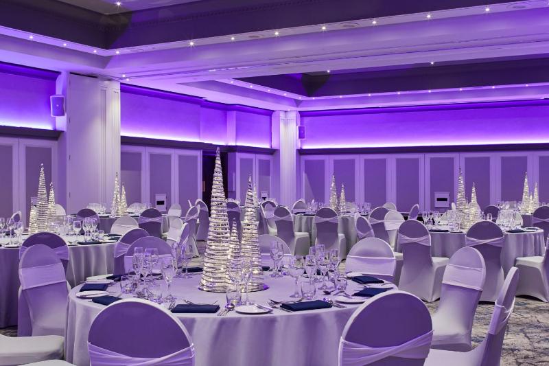 Leeds Marriott Hotel - image 14