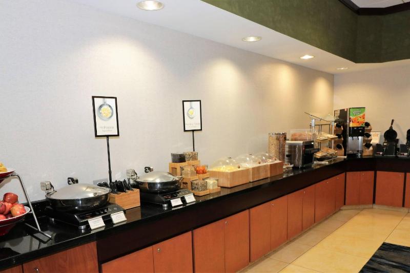 Fairfield Inn & Suites by Marriott San Antonio Alamo Plaza/Convention Center - image 19