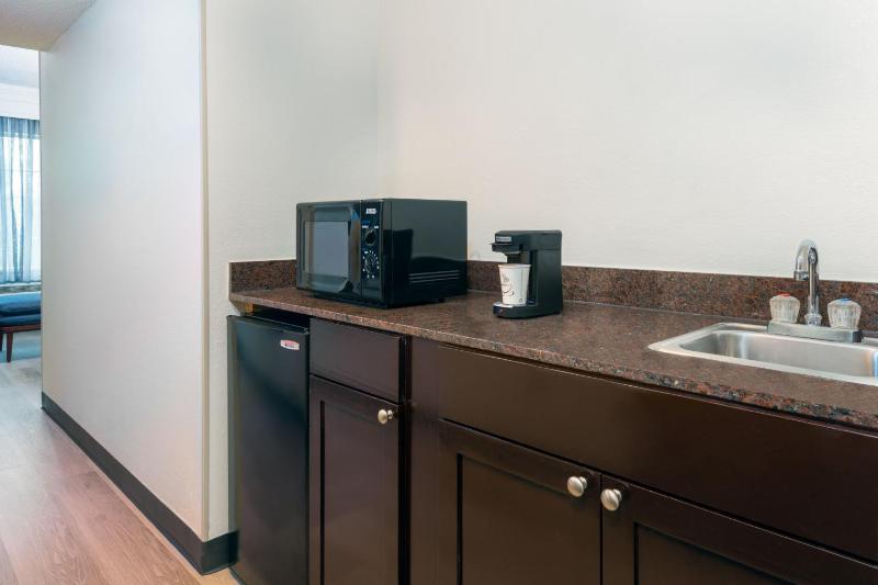 Courtyard by Marriott Sarasota at University Town Center - image 16