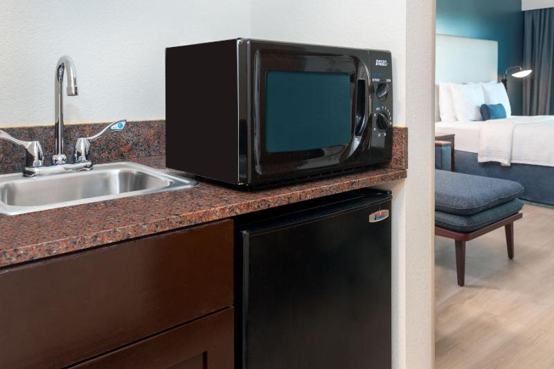 Courtyard by Marriott Sarasota at University Town Center - image 38