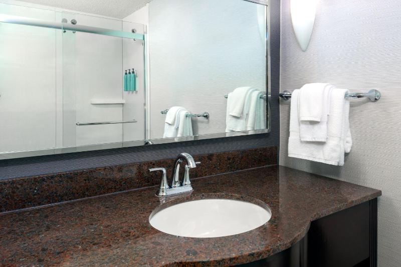 Courtyard by Marriott Sarasota at University Town Center - image 2