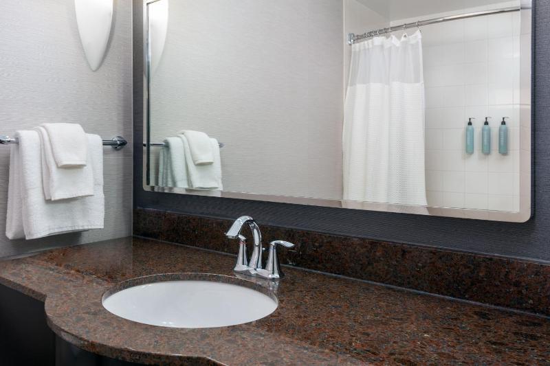 Courtyard by Marriott Sarasota at University Town Center - image 27
