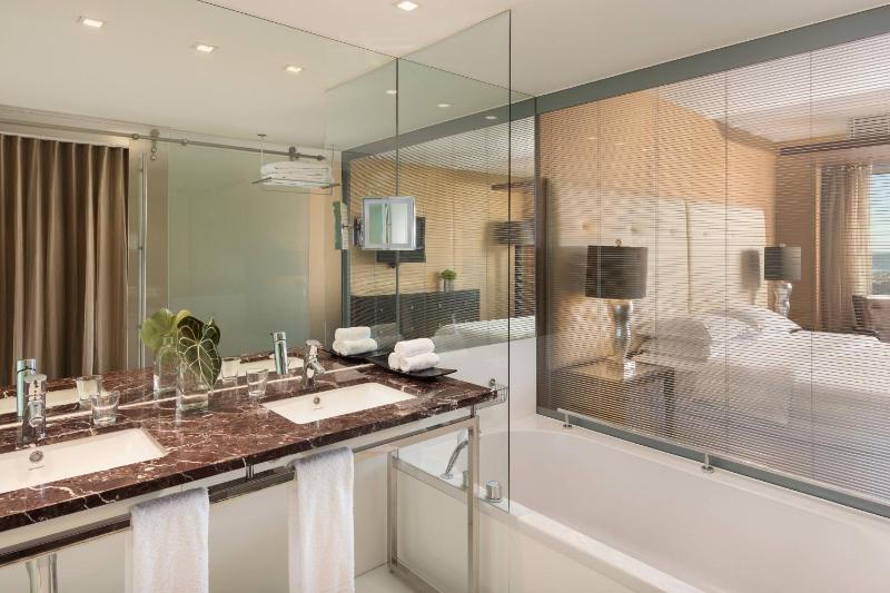 Executive Suite, Club lounge access, 2 Twin/Single Bed(s) image 4