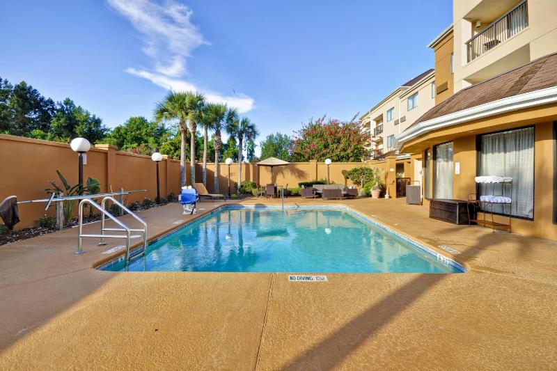 Courtyard by Marriott Jacksonville Airport Northeast - image 17