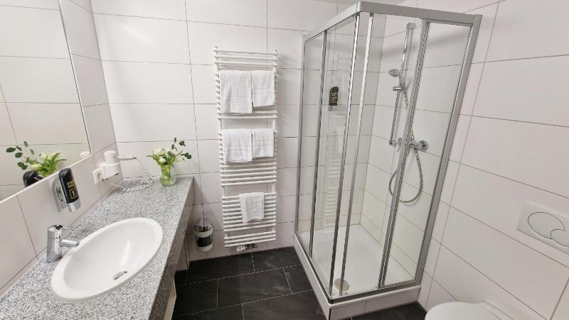 Junior Suite image 3