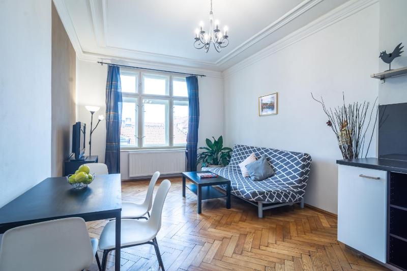 Royal Road Residence - image 10