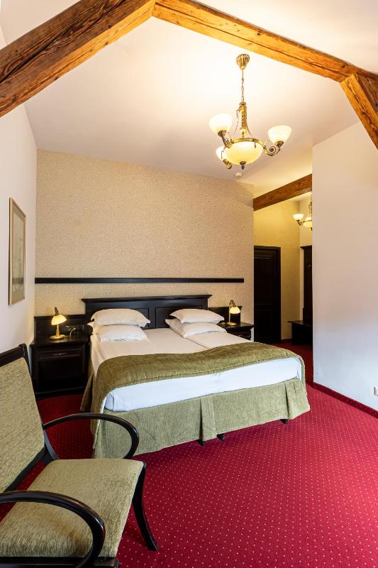 Double Room - Attic image 2
