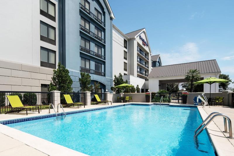 SpringHill Suites by Marriott Houston Hobby Airport - image 2