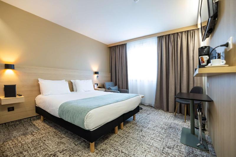 Executive Queen Room image 1