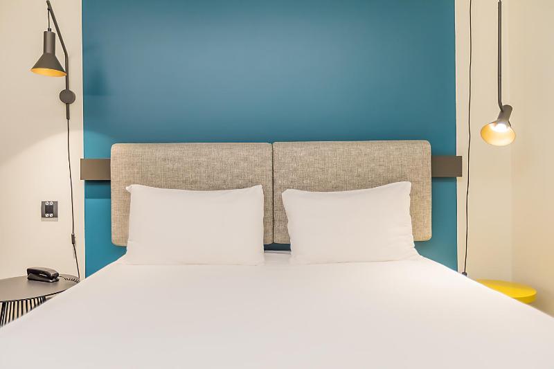 Renovated Classic Double Room image 4
