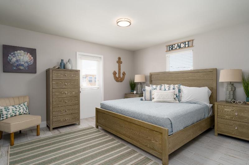 Shells N Sunshine! Getaway Destination Just Minutes from the White Sandy Beaches of Fort Myers! home - image 36