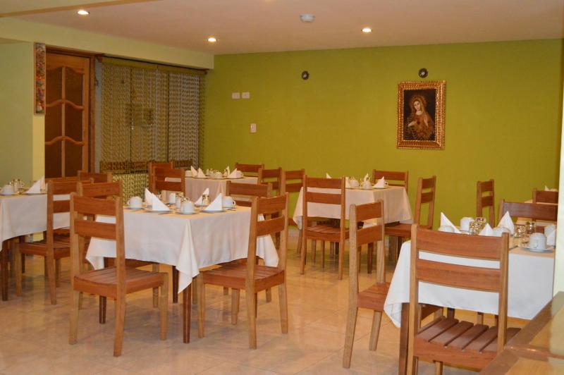 Florida del Inca Hotel - image 11