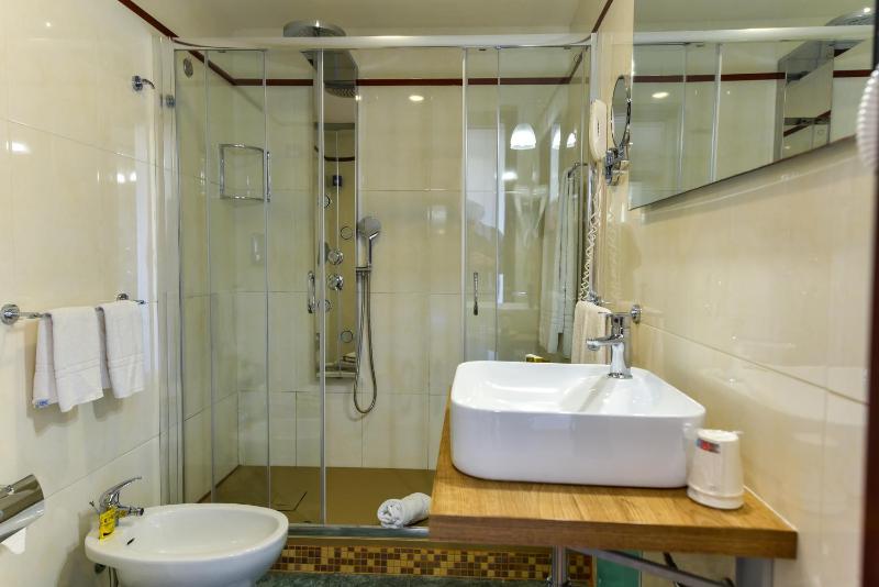 Double Room with Panoramic View image 2
