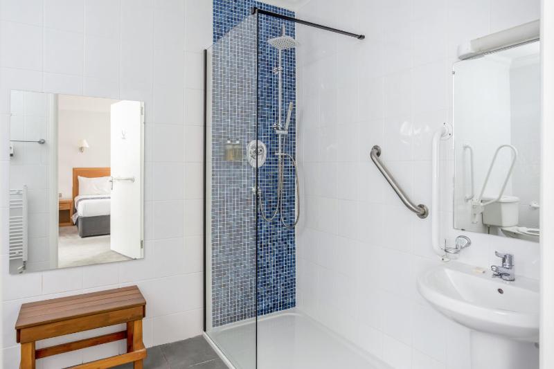 Family Room - Disability Access image 3