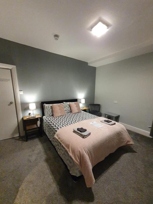 King Room image 3