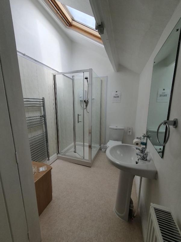 Double or Twin Room image 2