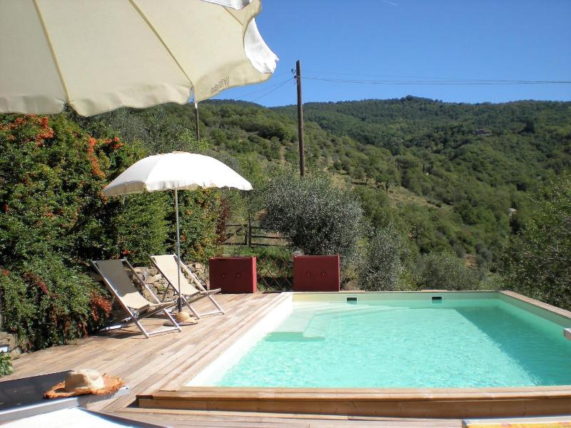Farmhouse in Cortona with pool - image 18