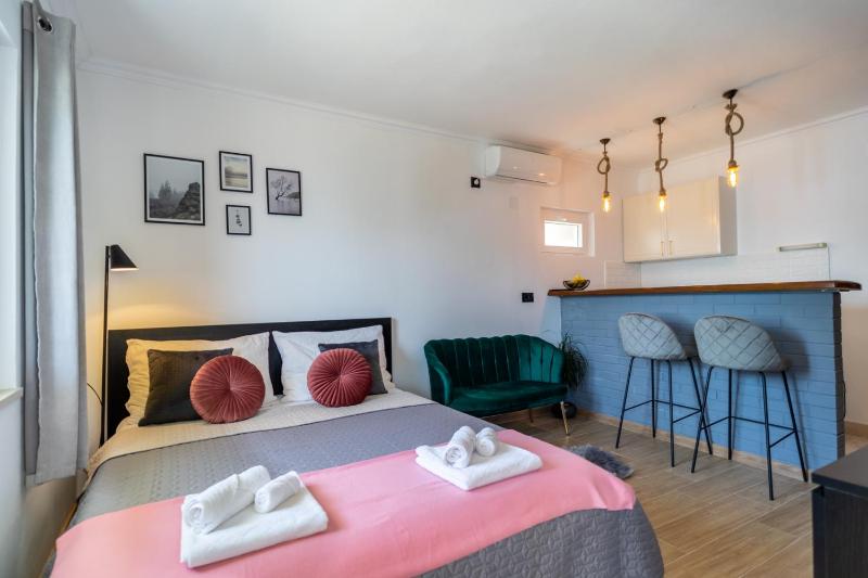 Apartments Klara - image 8