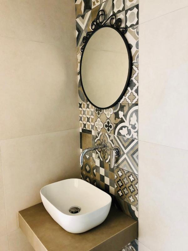 Double Room with Private Bathroom image 3