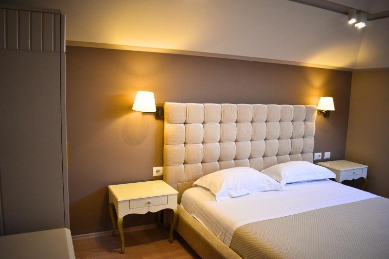 Budget Double Room image 3