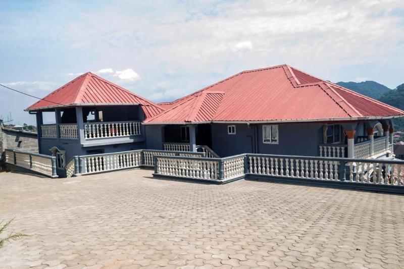 M & B Residence - image 13