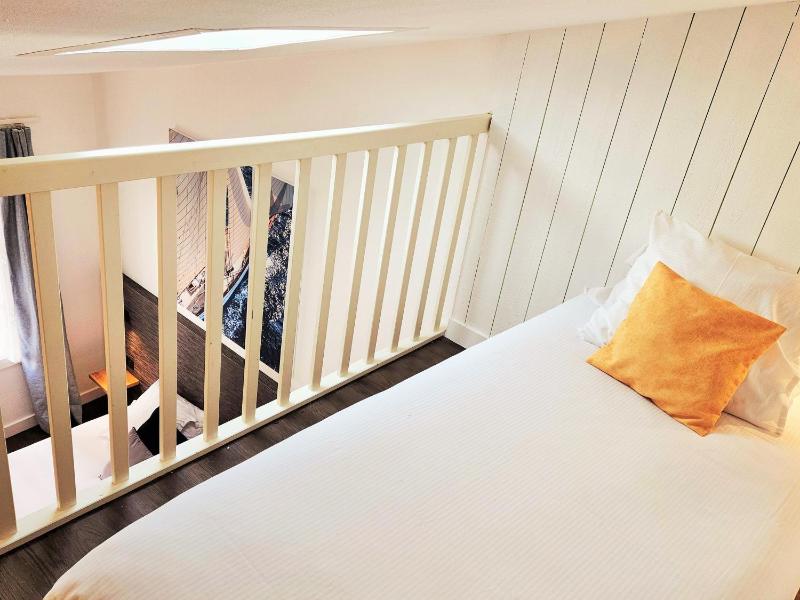 Triple Room image 3