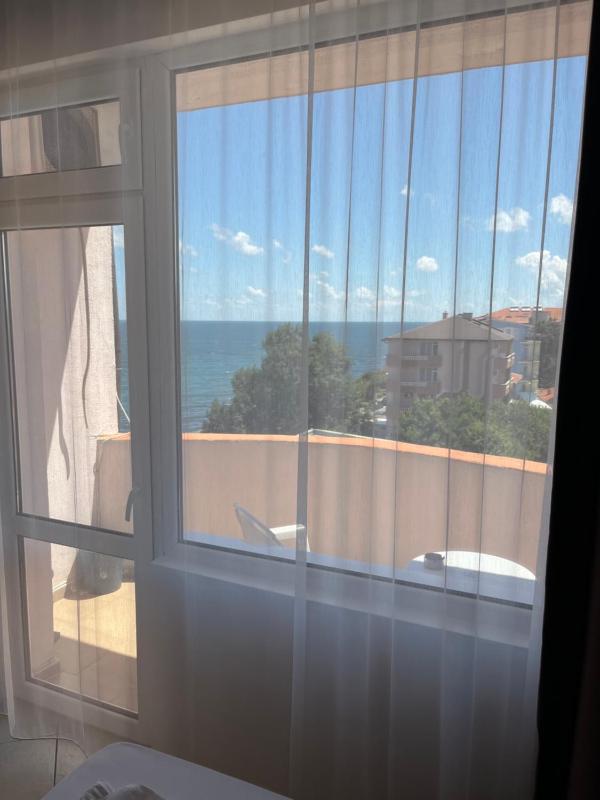 Triple Room with Balcony image 1