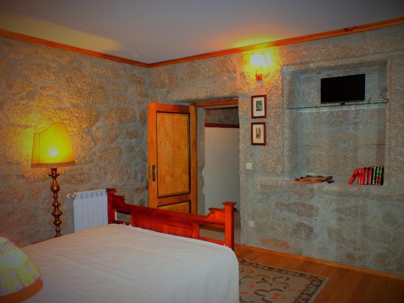 Double Room with Spa Bath image 3