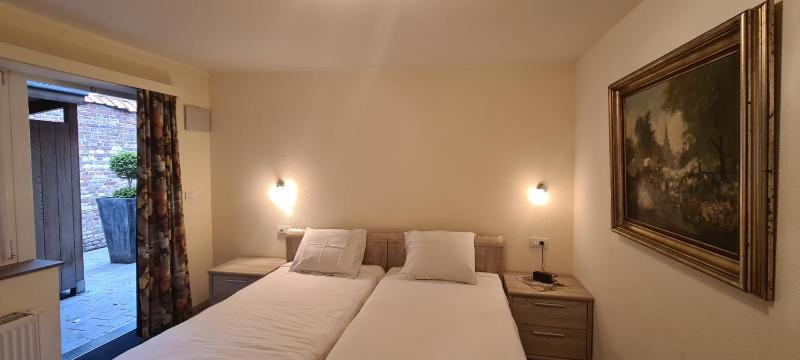 Single Room image 4