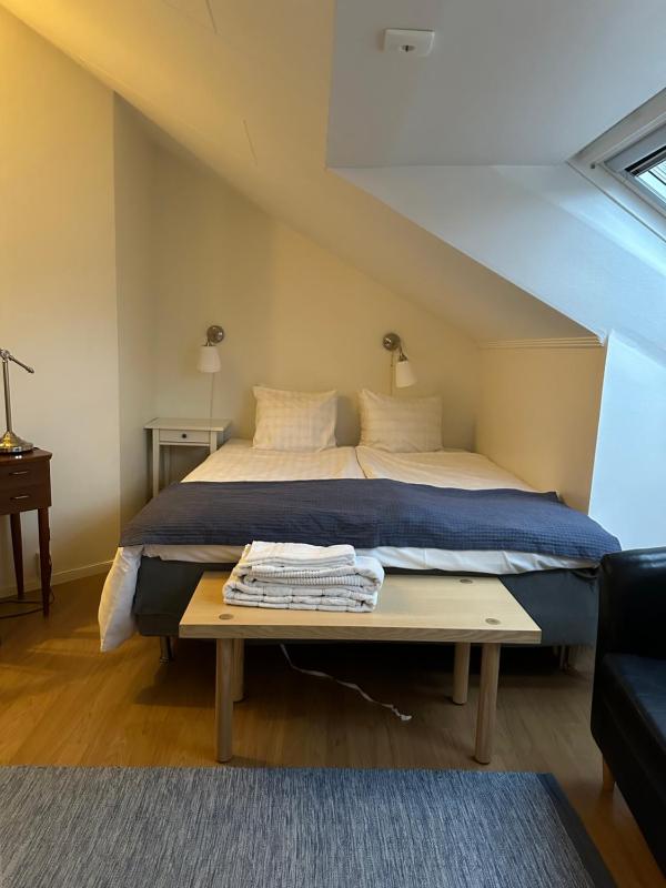 Small Double Room with Shared Bathroom image 1