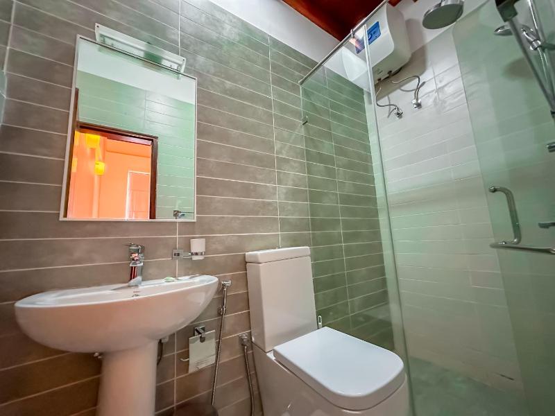 Emirates Luxury Apartments (Glen Fall Residencies) - image 9