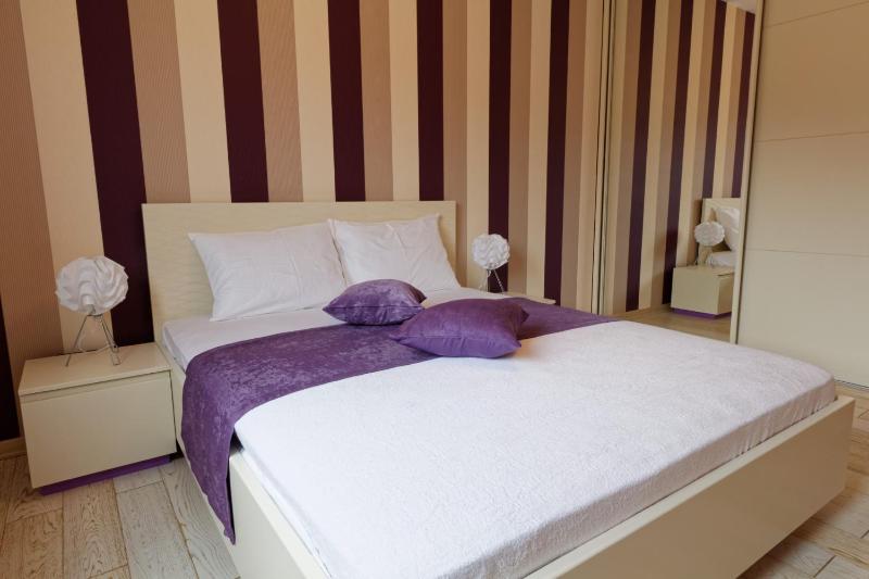 Two-Bedroom Apartment with Sea View image 3