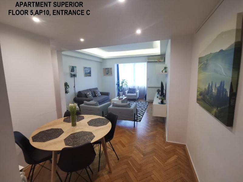 Superior Apartment image 2