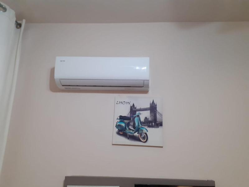 Single Room with Balcony image 3