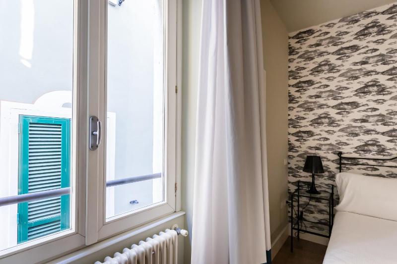 Double Room with Street View image 4