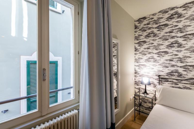 Double Room with Street View image 2