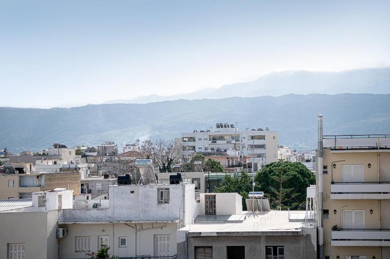 Premium Quadruple Room image 2