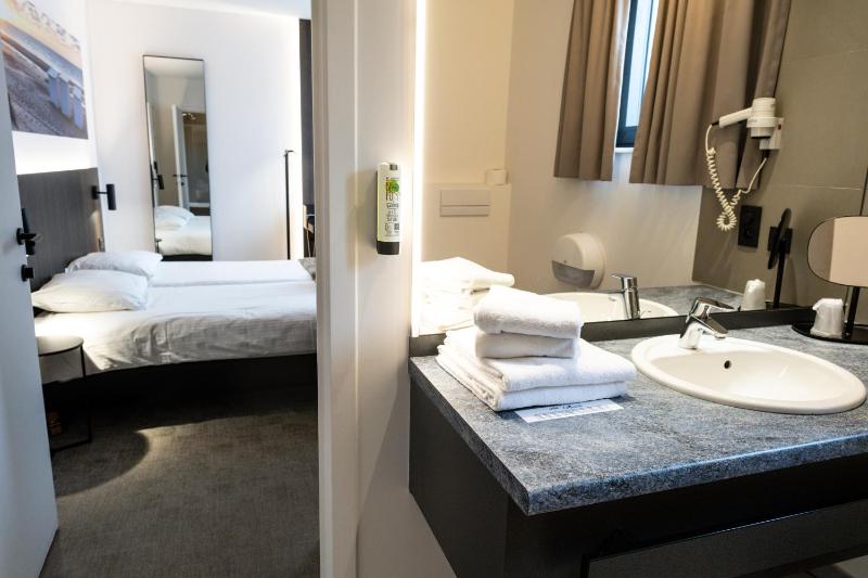 Hotel Apostroff - image 14