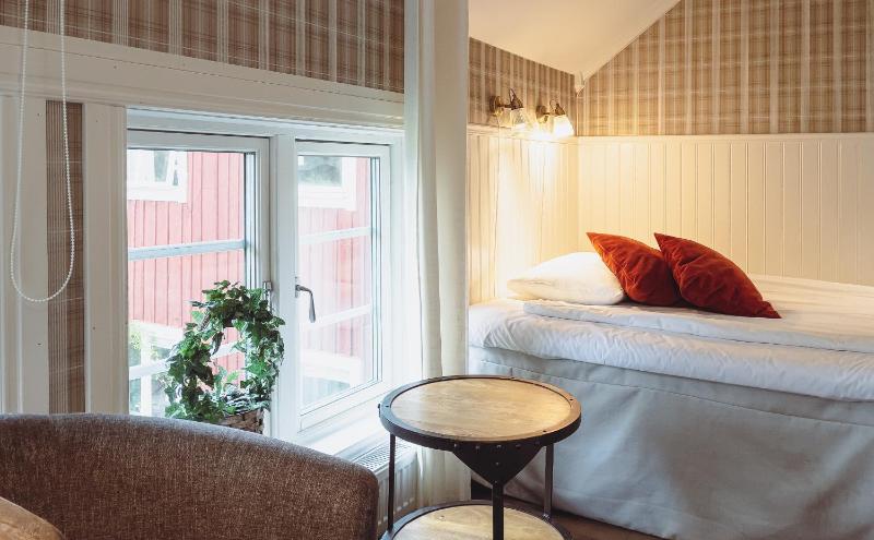 Standard Single Room image 2