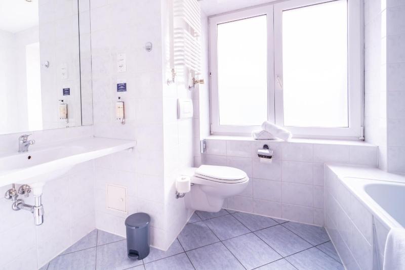 Superior Double Room image 1
