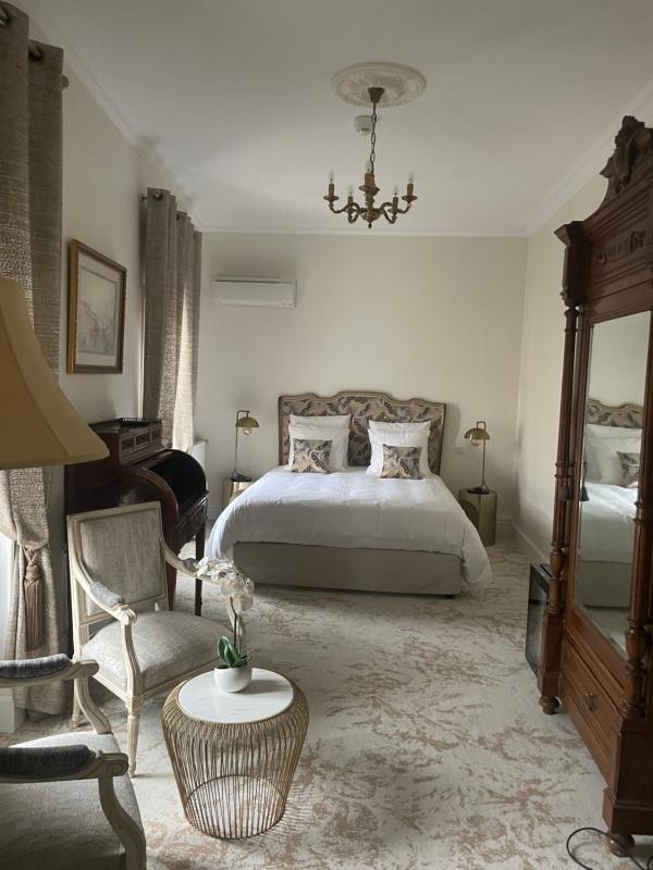 Superior Double Room image 3