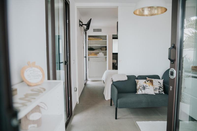 Suites House Denia - image 9