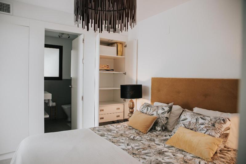 Suites House Denia - image 40